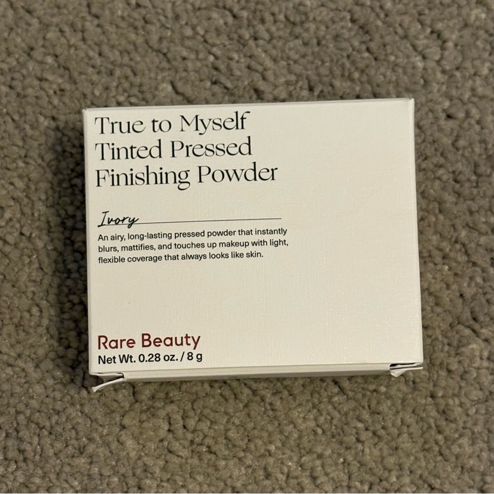 Rare Beauty True to Myself Tinted Pressed Finishing Powder - Ivory